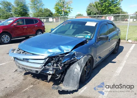 2010 Ford Fusion Se z USA, uszkodzony, nr VIN 3FAHP0HA6AR129332